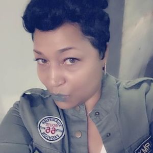 Meet your Posher, Latoya